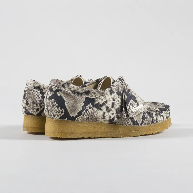 Clarks Originals Womens Wallabee Shoes Grey Snake Leather-2