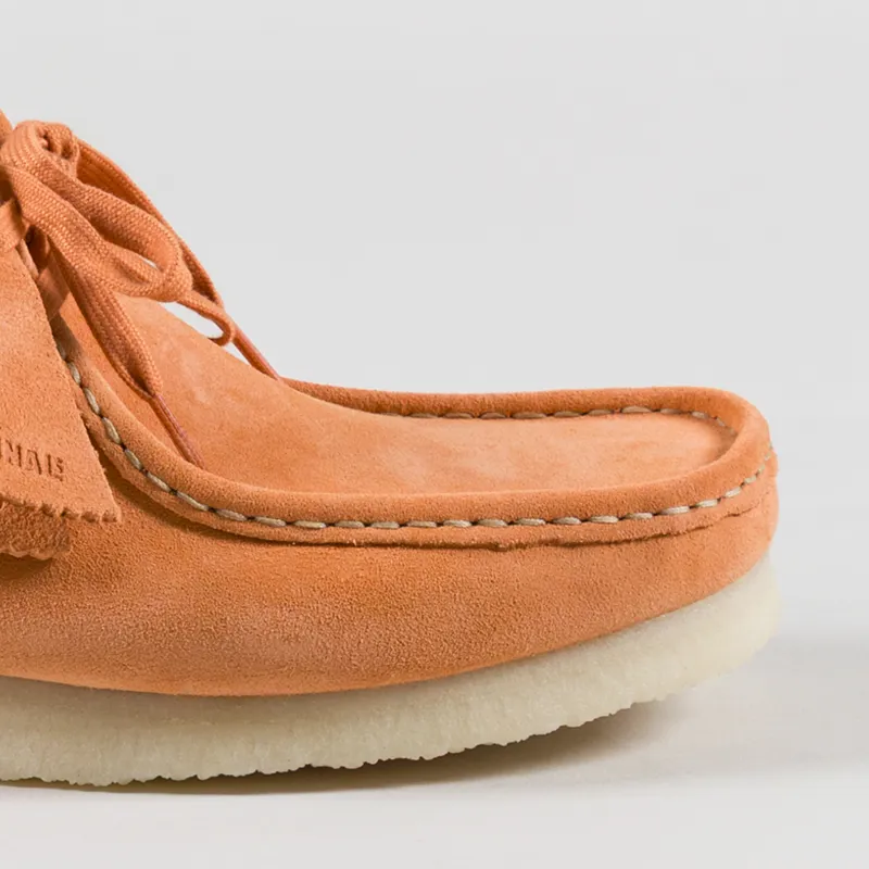 Clarks Originals Wallabee Shoes Pale Peach Suede-5