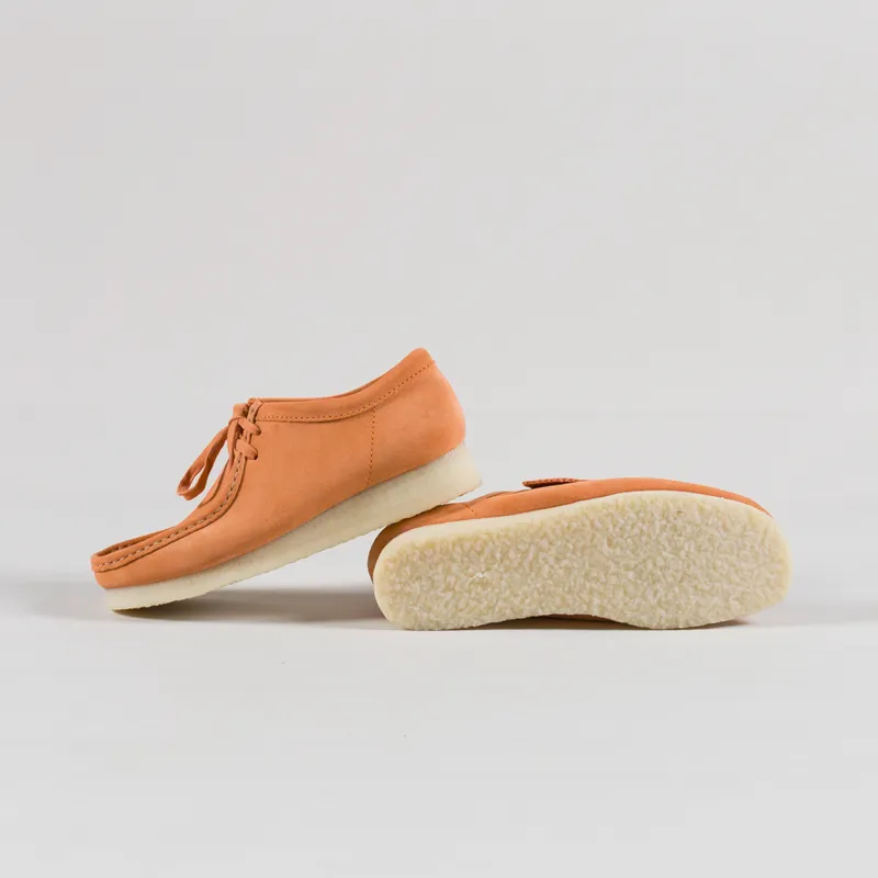 Clarks Originals Wallabee Shoes Pale Peach Suede-3