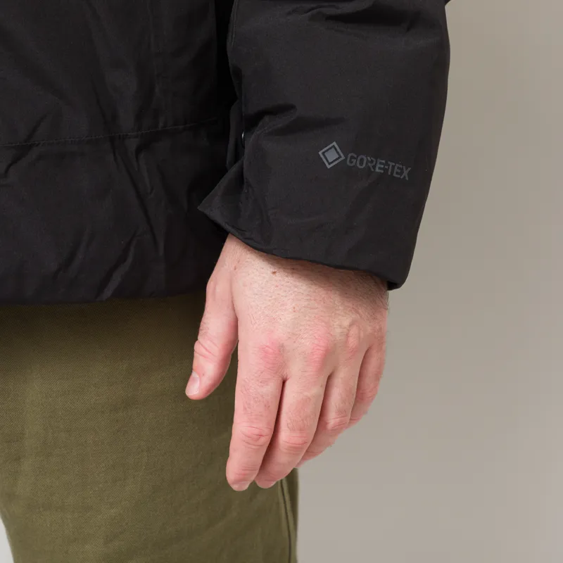 Patagonia Lightweight GORE-TEX Stormshadow Jacket Black-12