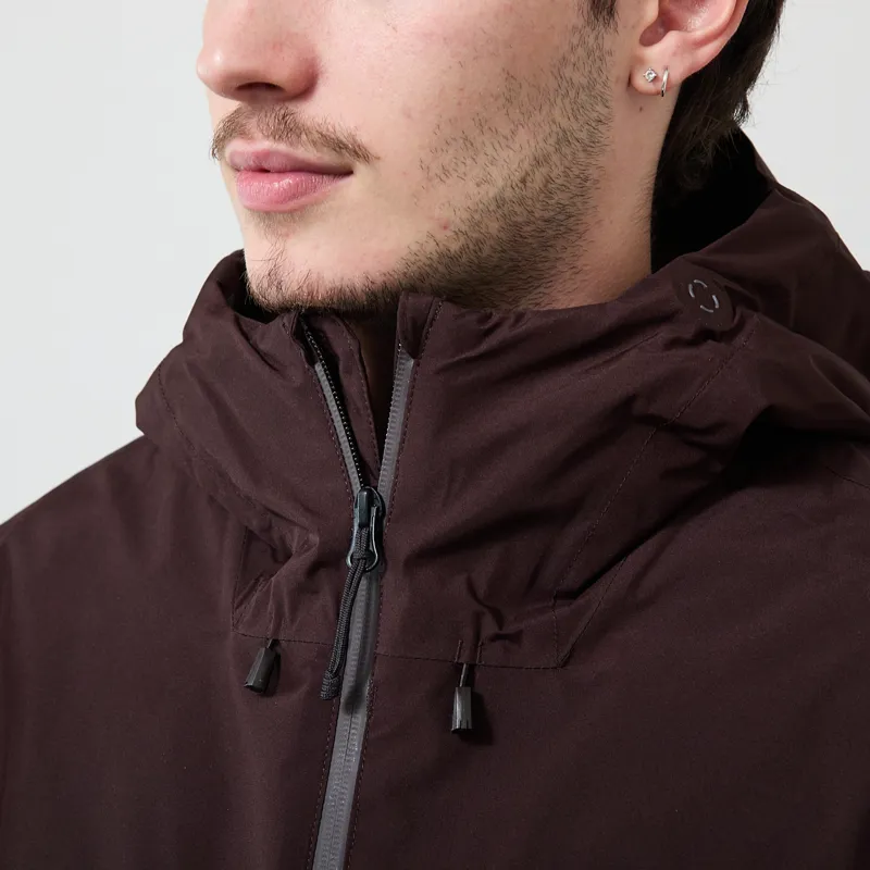 Patagonia Lightweight GORE-TEX Stormshadow Jacket Den Brown-3