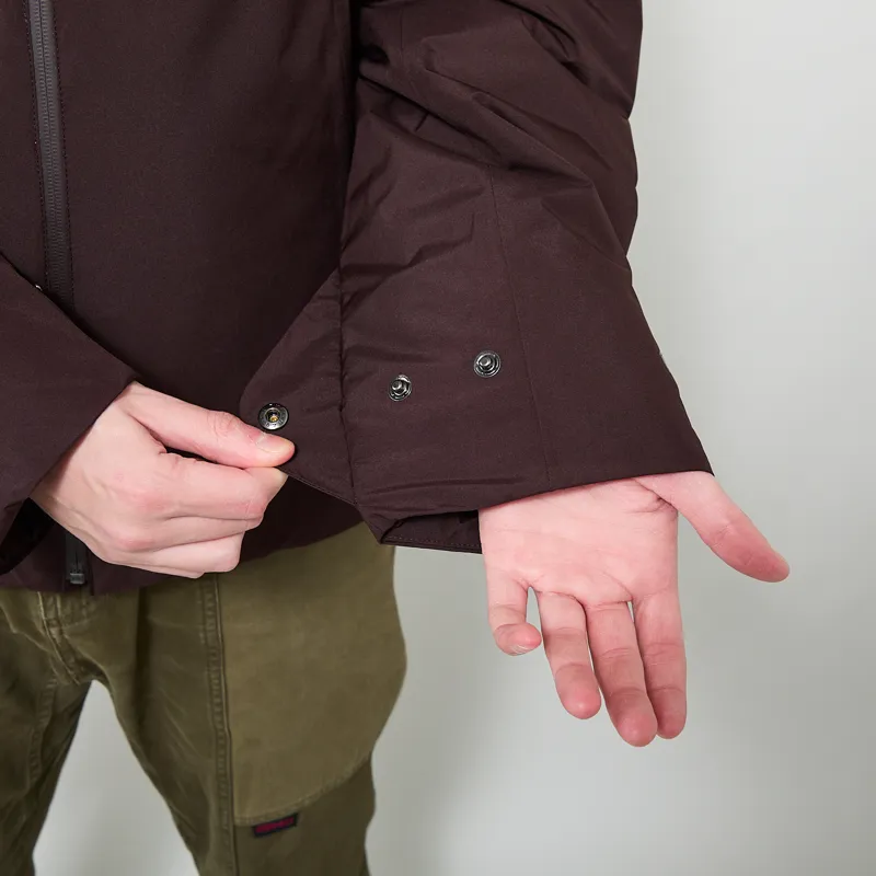 Patagonia Lightweight GORE-TEX Stormshadow Jacket Den Brown-9