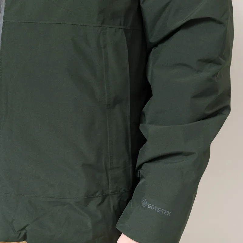Patagonia Lightweight GORE-TEX Stormshadow Jacket Old Growth Green-10
