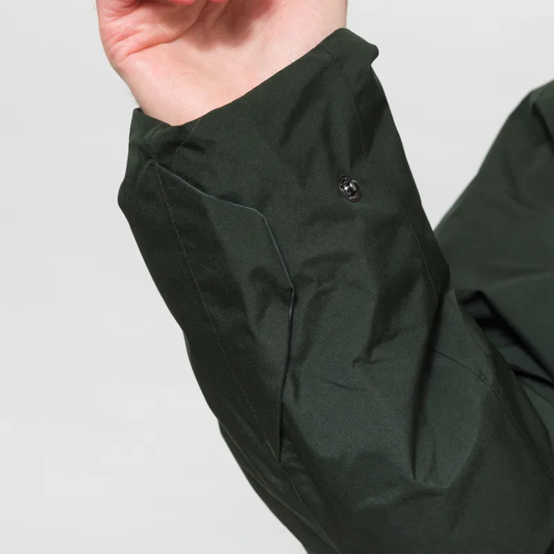 Patagonia Stormshadow GORE-TEX Parka Old Growth Green-12