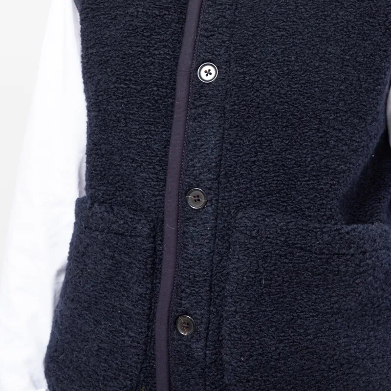 Universal Works Womens Lancaster Gilet Navy Alvar Fleece-6