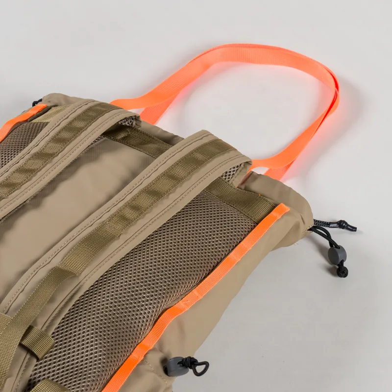 Elliker Penniyn Backpack Tote 20L Sand-8