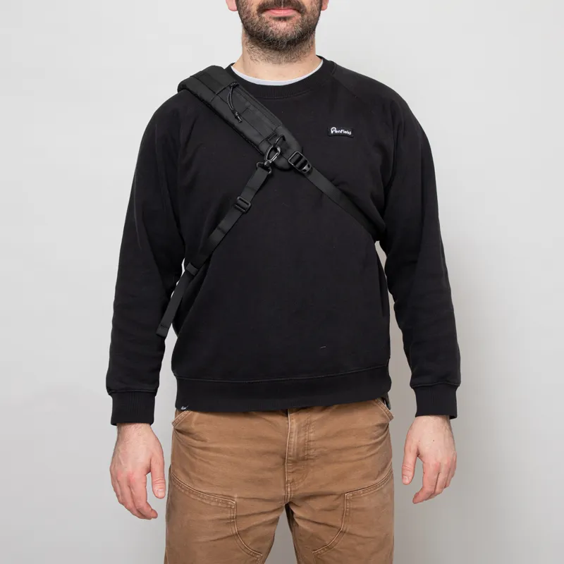 Elliker Eyam Sling Backpack Black-4