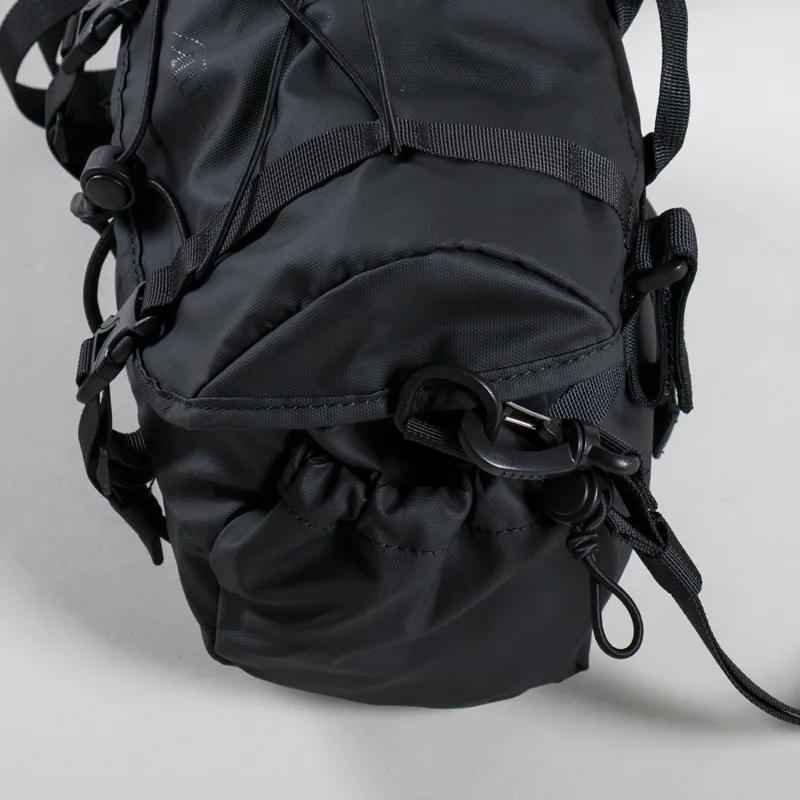 Elliker Oaken Handlebar Crossbody Bag Black-10