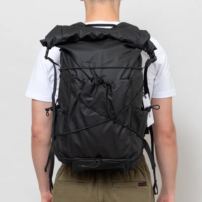 Elliker Buckden Roll Top Backpack 24/35L Black