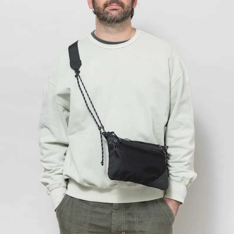 Elliker Caley Sacoche Bag 1L Black-2