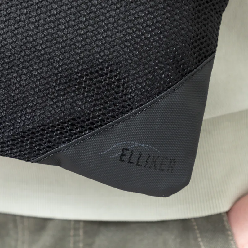 Elliker Caley Sacoche Bag 1L Black-6