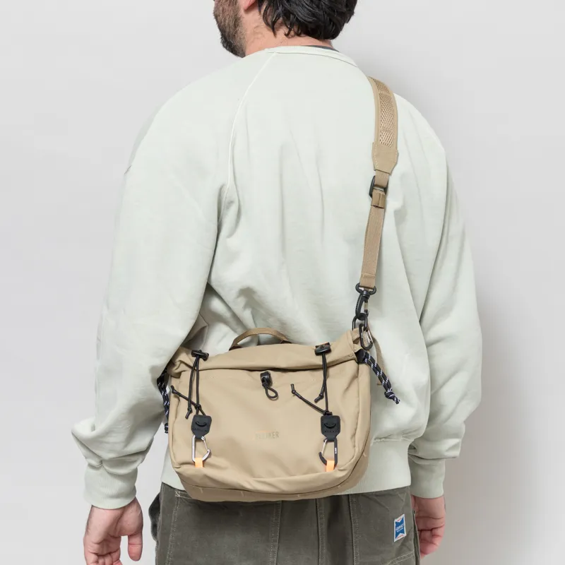 Elliker Nidder Roll Top Crossbody Bag 6L Sand-2