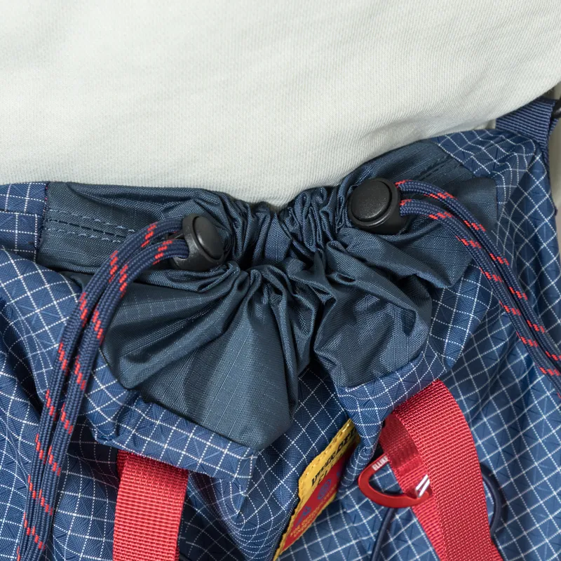 Elliker x Hikerdelic Carston Tote Bag 13L Navy Red-7