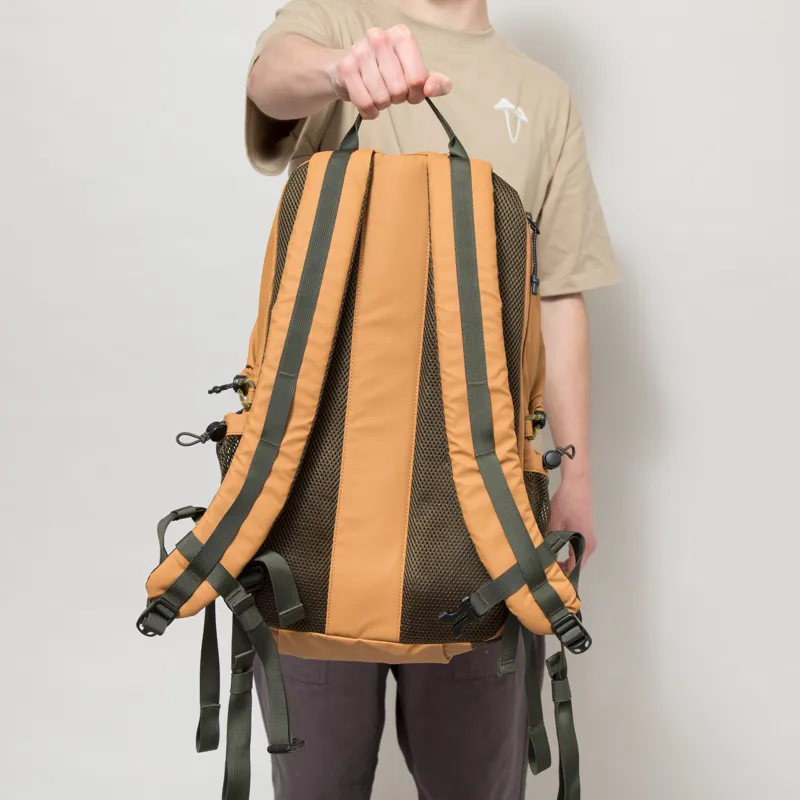 Elliker x Working Class Heroes Kiln Hooded Zip Top Backpack Dark Sand-7