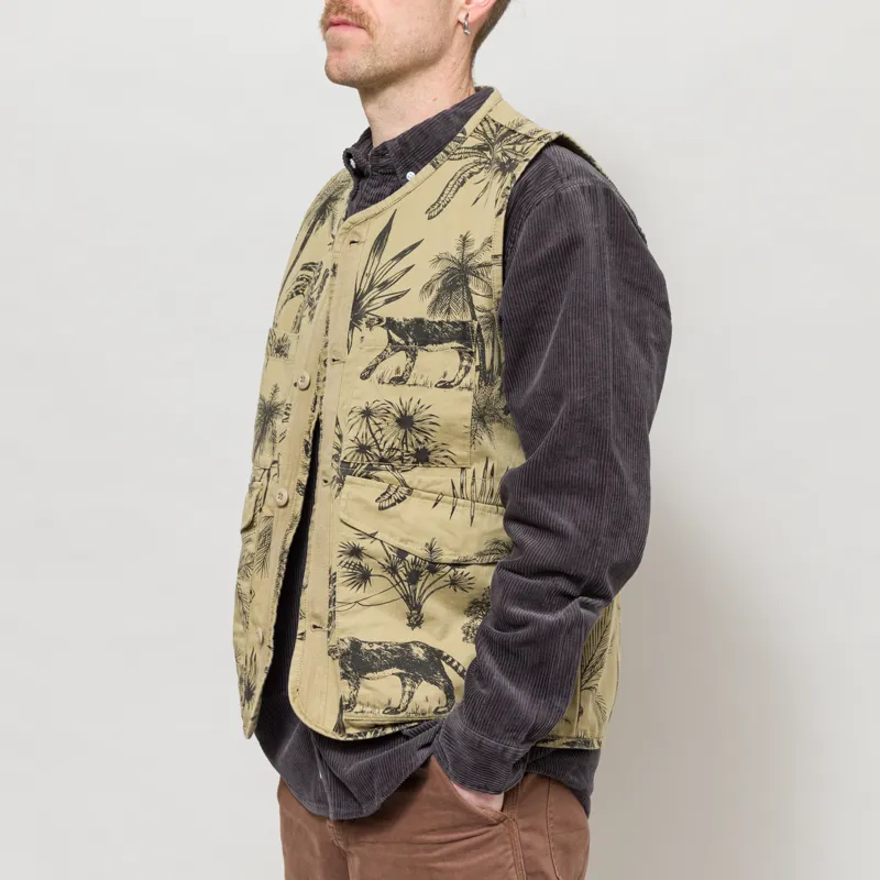 Universal Works 4 Pocket Gilet Sand Jungle Toile Twill-1