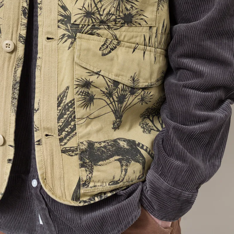 Universal Works 4 Pocket Gilet Sand Jungle Toile Twill-7