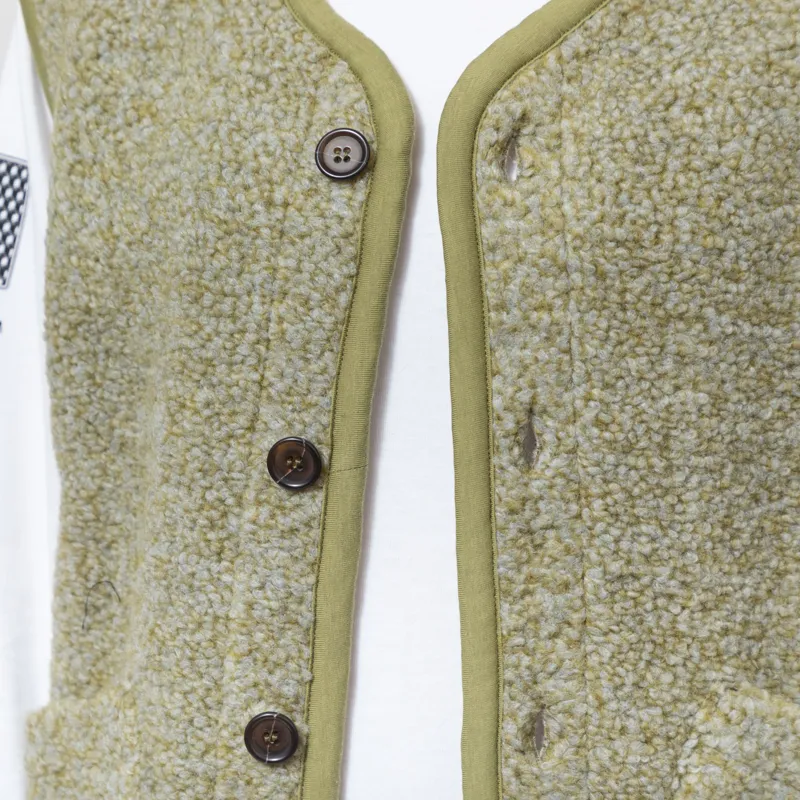 Universal Works Womens Lancaster Gilet Light Olive Alvar Fleece-4