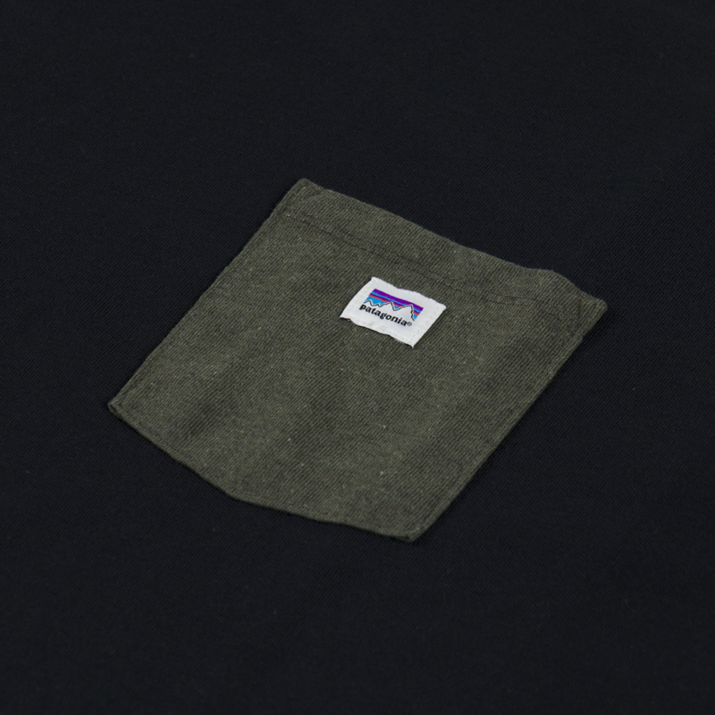 Patagonia Shop Sticker Pocket Responsibili-Tee Black Basin Green-2