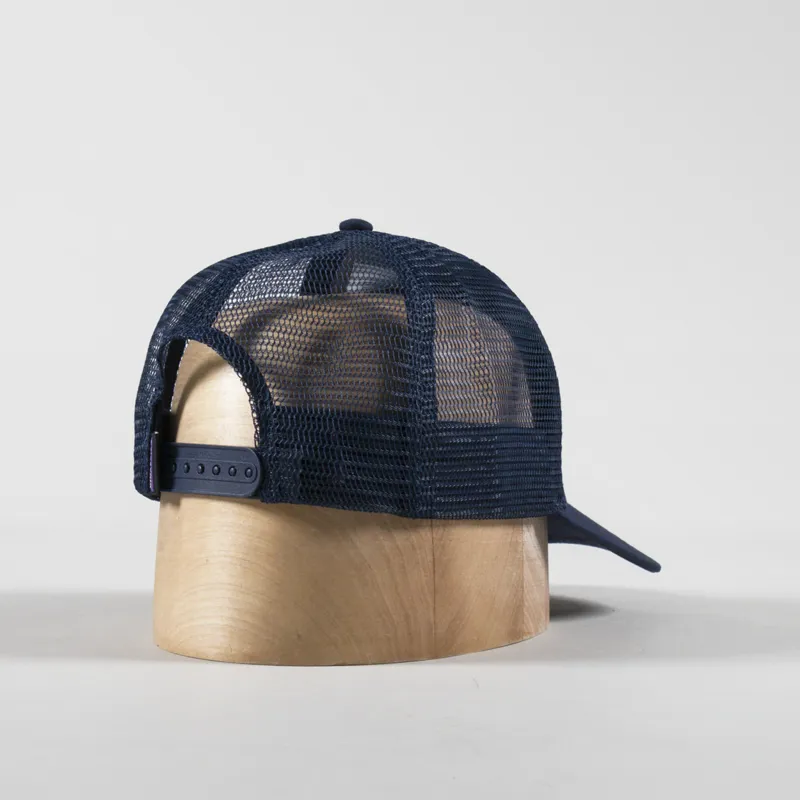 Patagonia P-6 Logo LoPro Trucker Hat New Navy-2