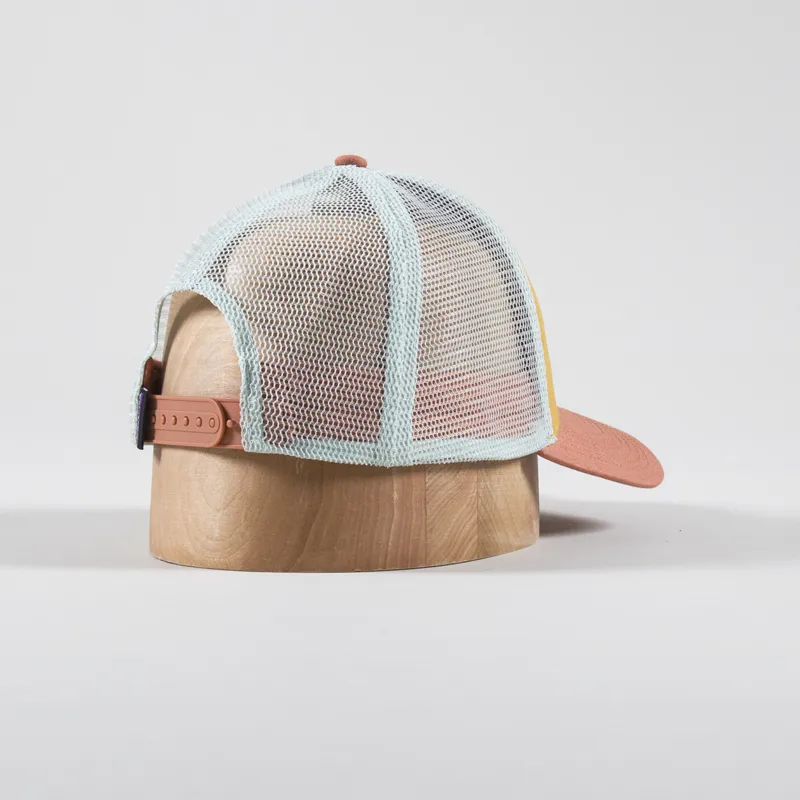 Patagonia P-6 Logo LoPro Trucker Hat Pufferfish Gold-2