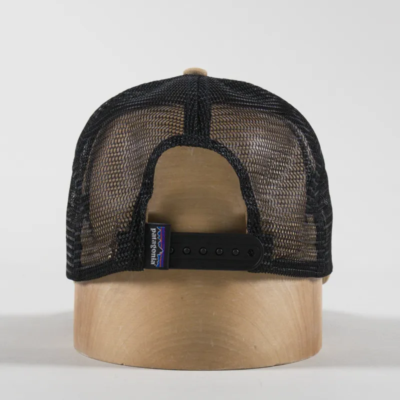 Patagonia P-6 Logo Trucker Hat Grayling Brown-3
