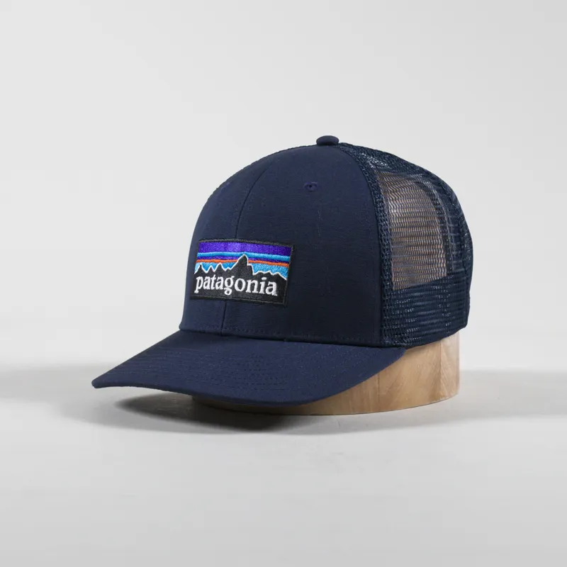 Patagonia P-6 Logo Trucker Hat New Navy