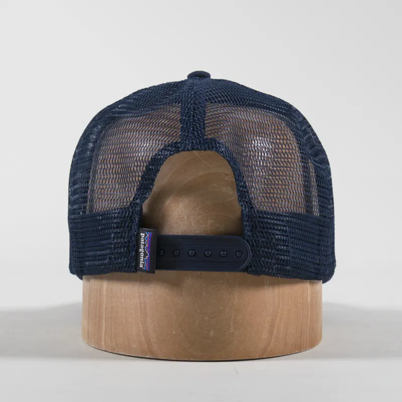 Patagonia P-6 Logo Trucker Hat New Navy-2