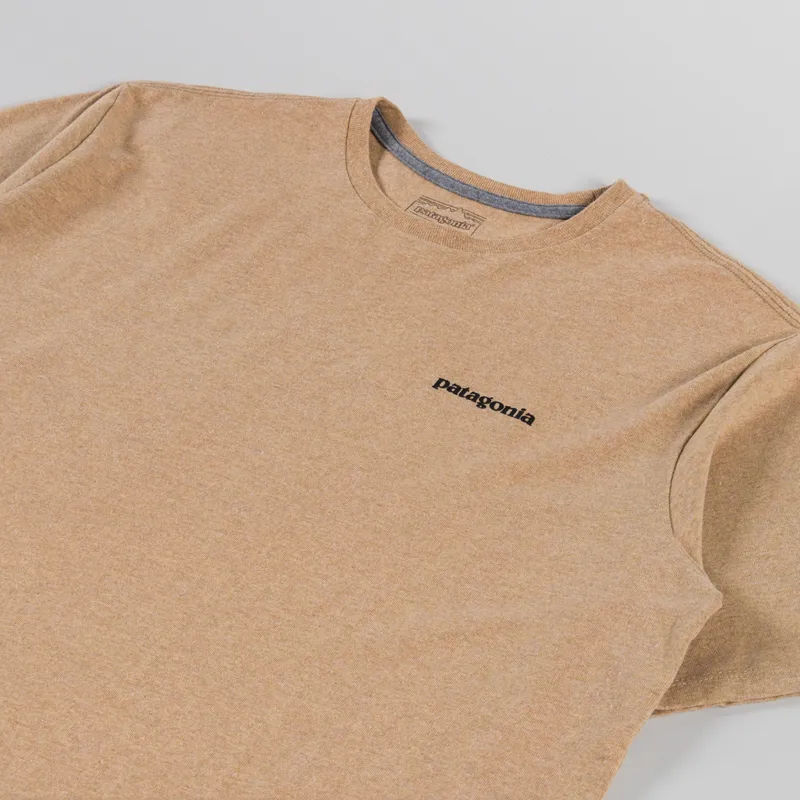 Patagonia P-6 Logo Responsibili-Tee Talon Gold-3