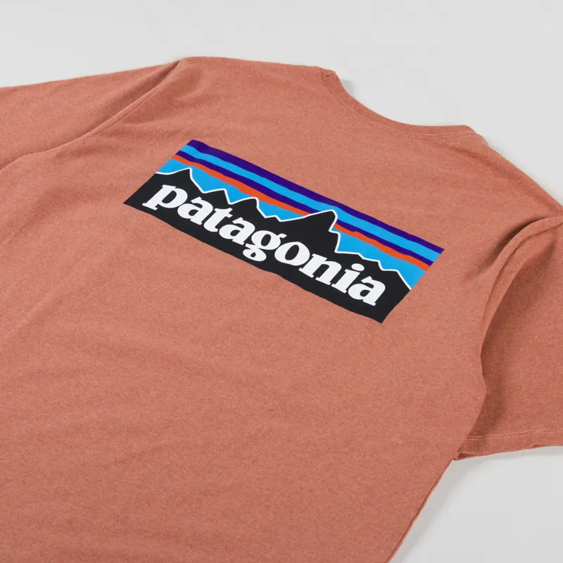 Patagonia P-6 Logo Responsibili-Tee Redtail Rust-2