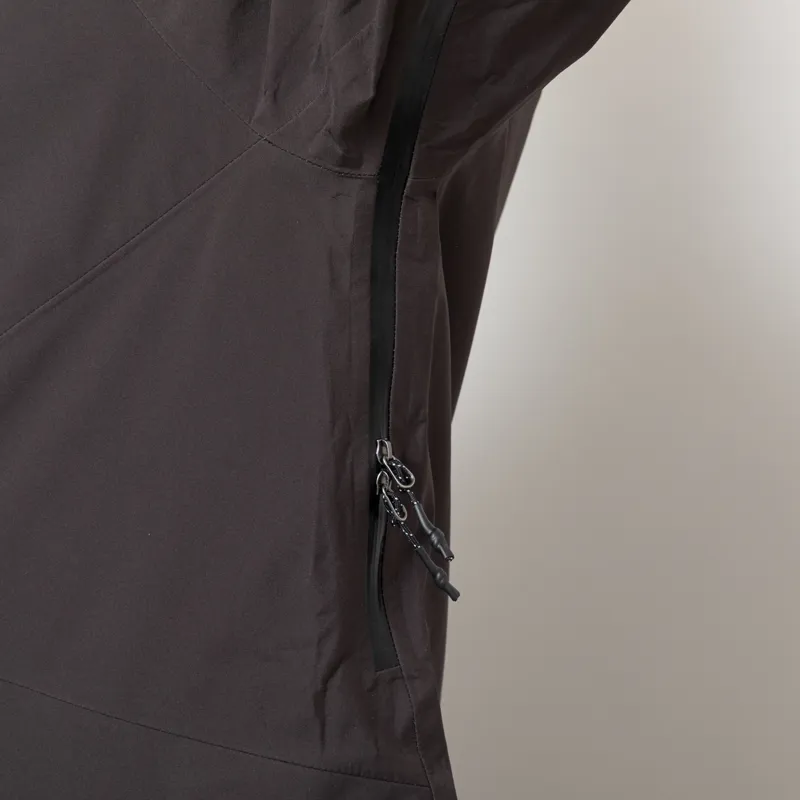 Elliker Ayre 3L Waterproof Shell Jacket Black-12
