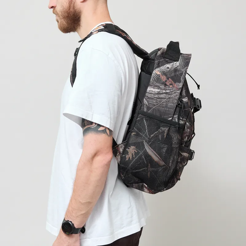 Carhartt WIP Kickflip Backpack Camo Feather Tree Black-1