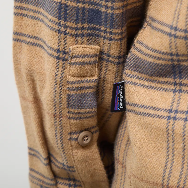 Patagonia Fjord Flannel Shirt Dissolve Slab Khaki-8