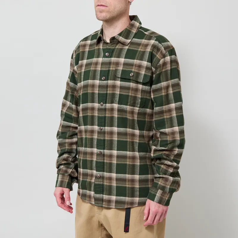 Patagonia Lightweight Fjord Flannel Shirt Cozy Cabin Treeline Green-1