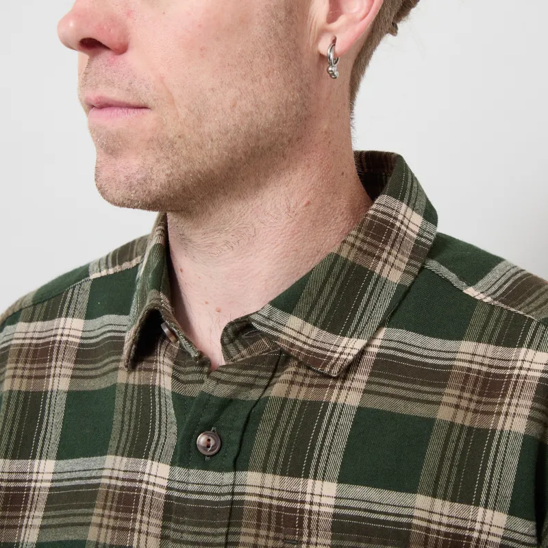 Patagonia Lightweight Fjord Flannel Shirt Cozy Cabin Treeline Green-3