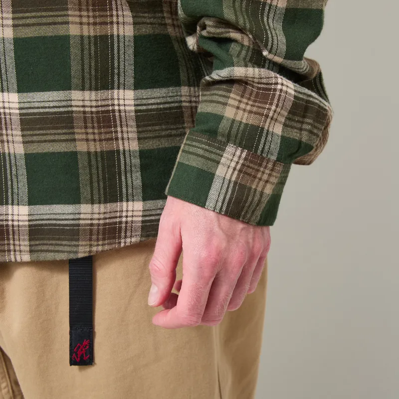 Patagonia Lightweight Fjord Flannel Shirt Cozy Cabin Treeline Green-7