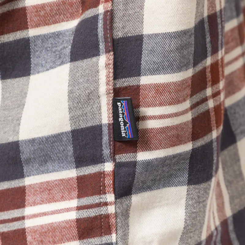 Patagonia Lightweight Fjord Flannel Shirt Paw Dried Vanilla-6