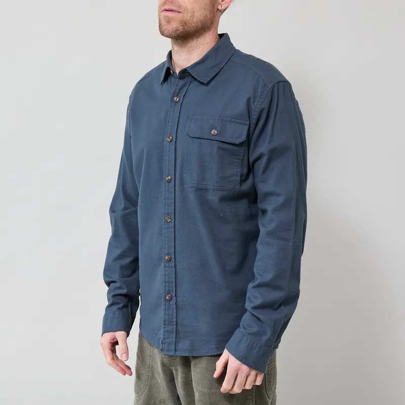 Patagonia Lightweight Fjord Flannel Shirt Summit Blue-1
