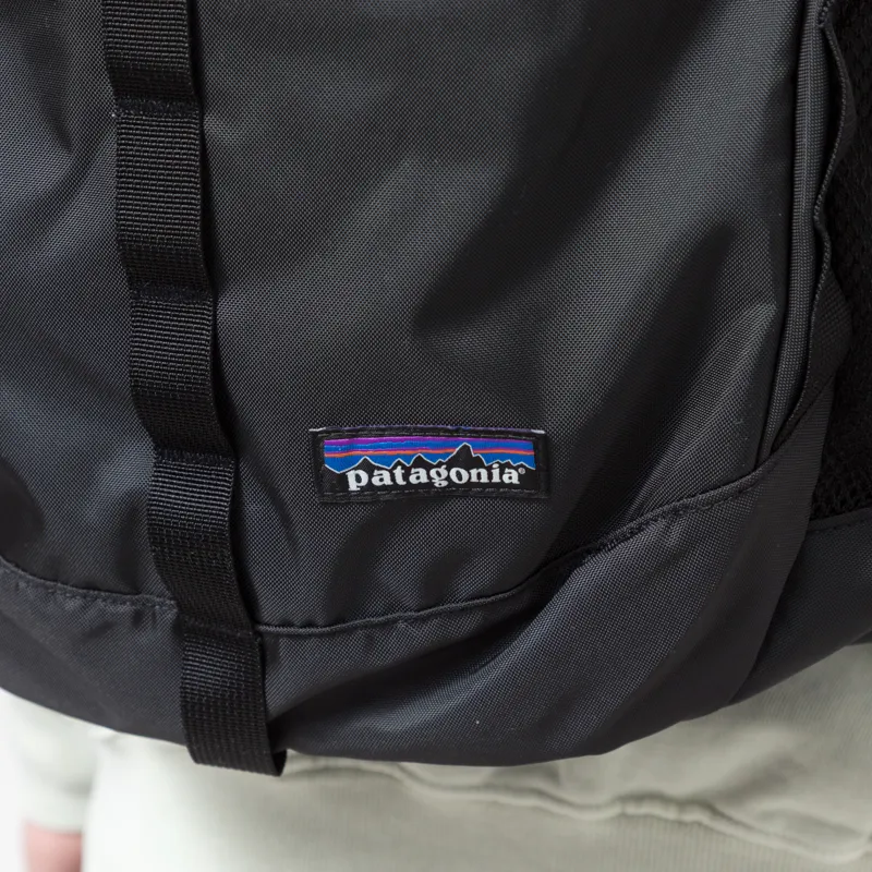 Patagonia Refugio Daypack 26L Black-7