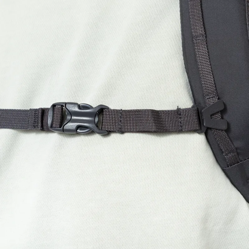Patagonia Refugio Daypack 26L Smolder Blue-11
