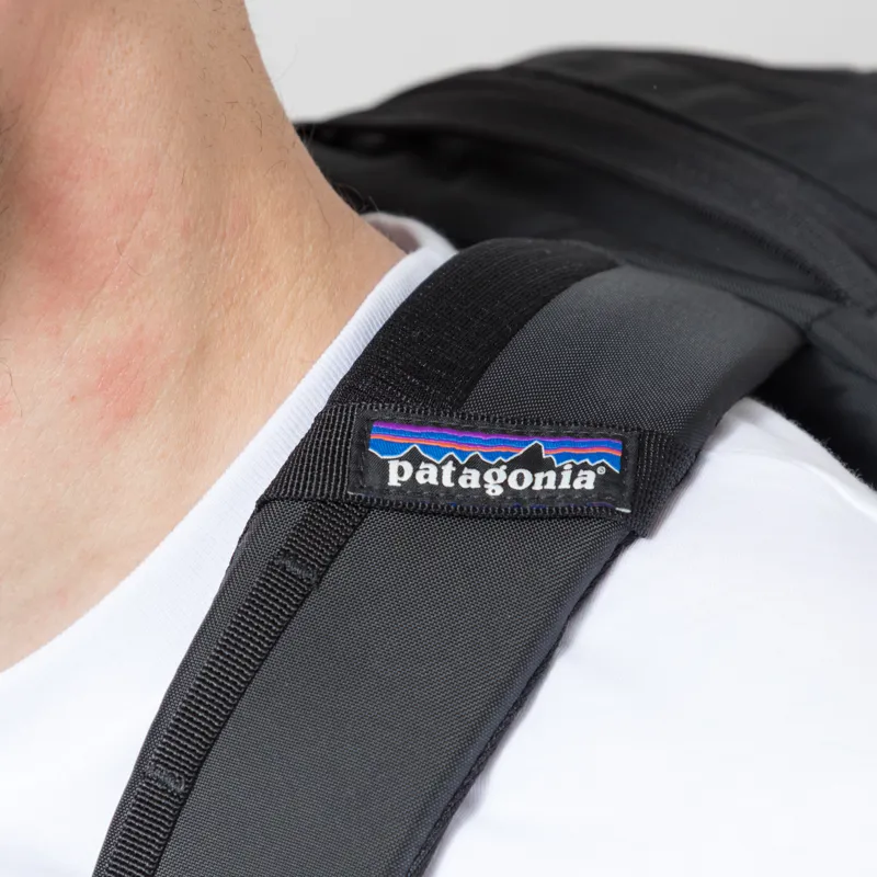Patagonia Atom Daypack 24L Black-8