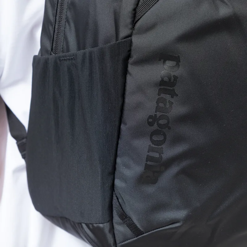Patagonia Atom Daypack 24L Black-5