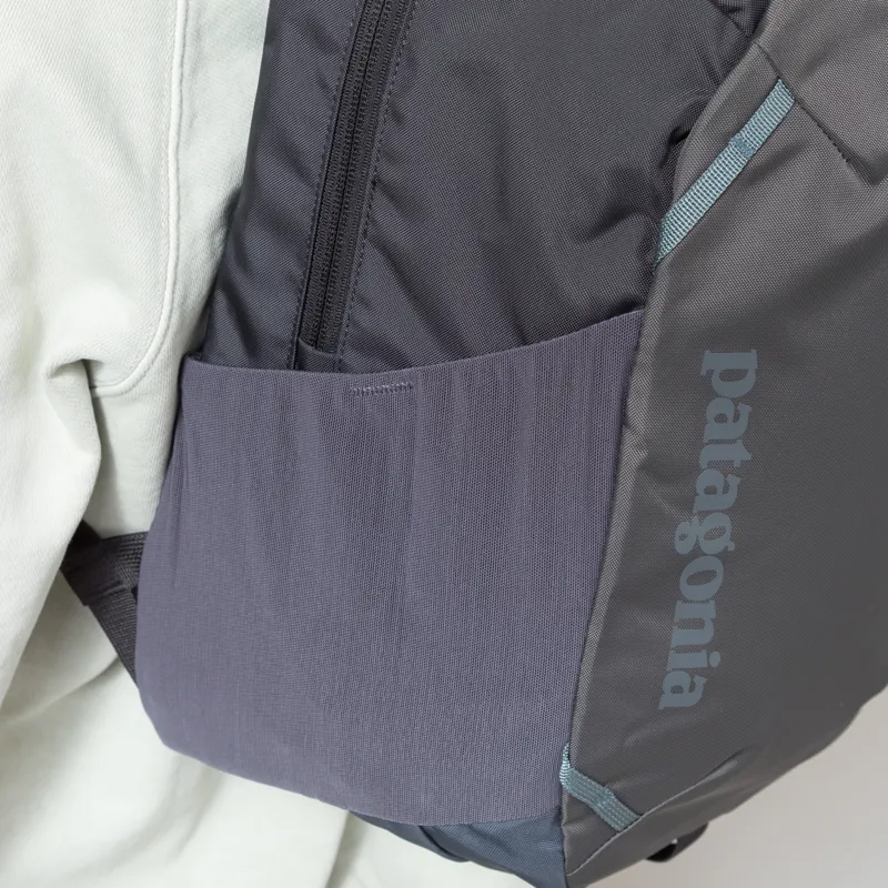 Patagonia Atom Daypack 24L Smolder Blue-7