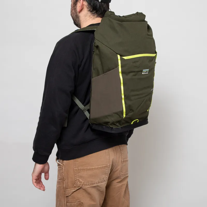 Patagonia Fieldsmith 32L Roll Top Pack Pine Needle Green-5