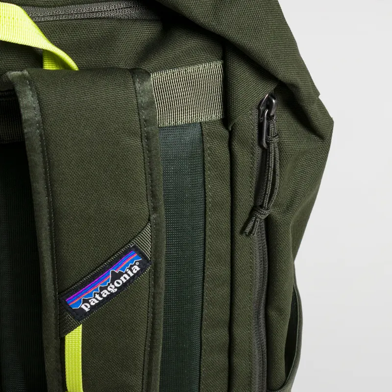 Patagonia Fieldsmith 32L Roll Top Pack Pine Needle Green-10