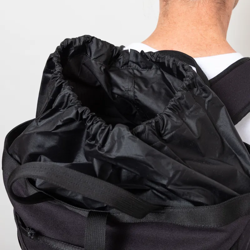 Patagonia Fieldsmith Linked Backpack 24L Black-6