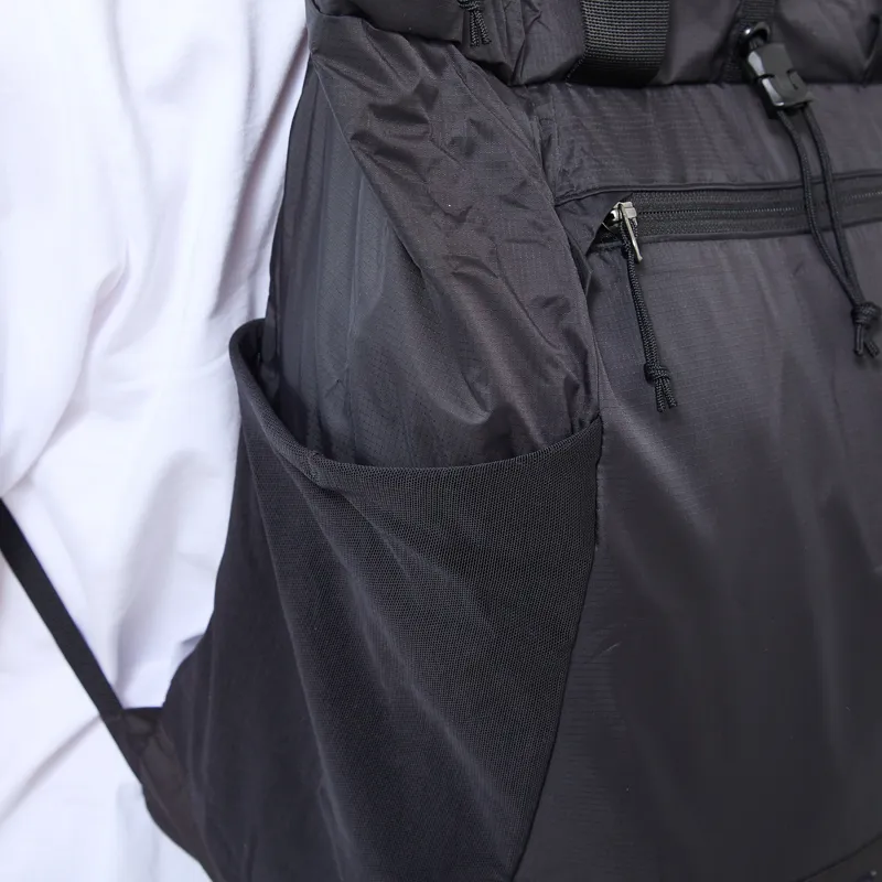 Patagonia Terravia Tote Pack 24L Black-10