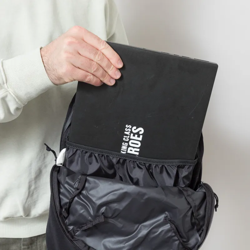 Patagonia Terravia Pack 14L Black-4