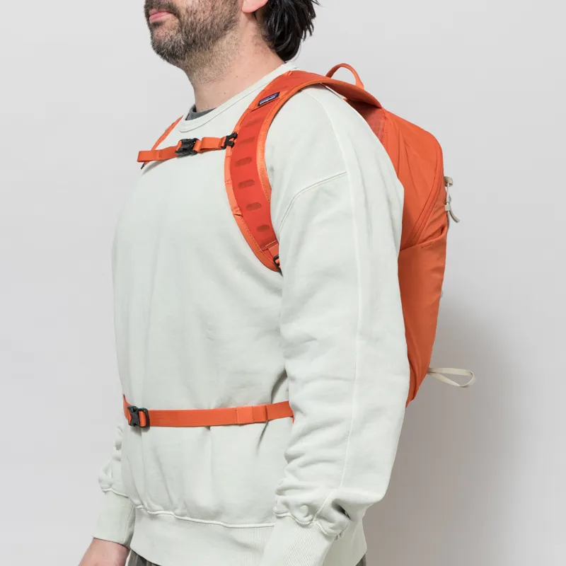 Patagonia Terravia Pack 14L Coal Orange-2