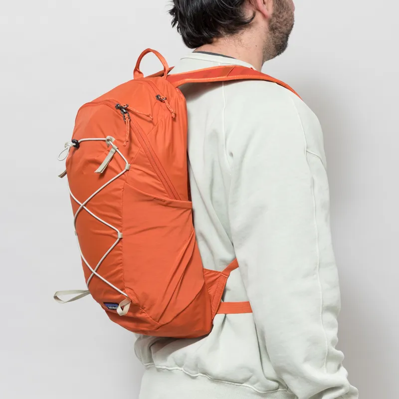 Patagonia Terravia Pack 14L Coal Orange-3
