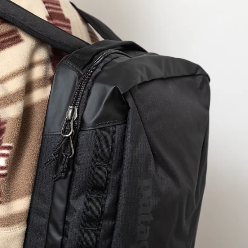 Patagonia Black Hole Micro MLC Backpack 22L Black-10